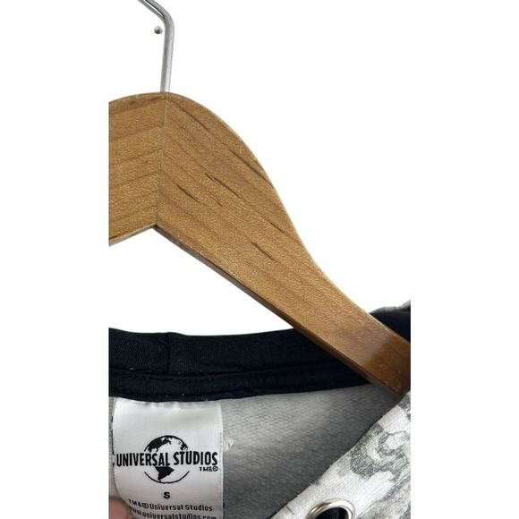 Marvel Hoodie Sweatshirt Universal Studios Grey White Sweatshirt Zipper Small - Picture 9 of 9